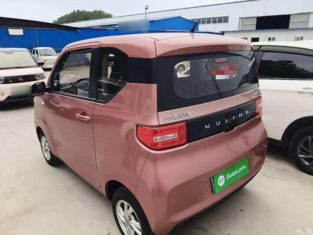 Wuling MINIEV, 2020 все фото