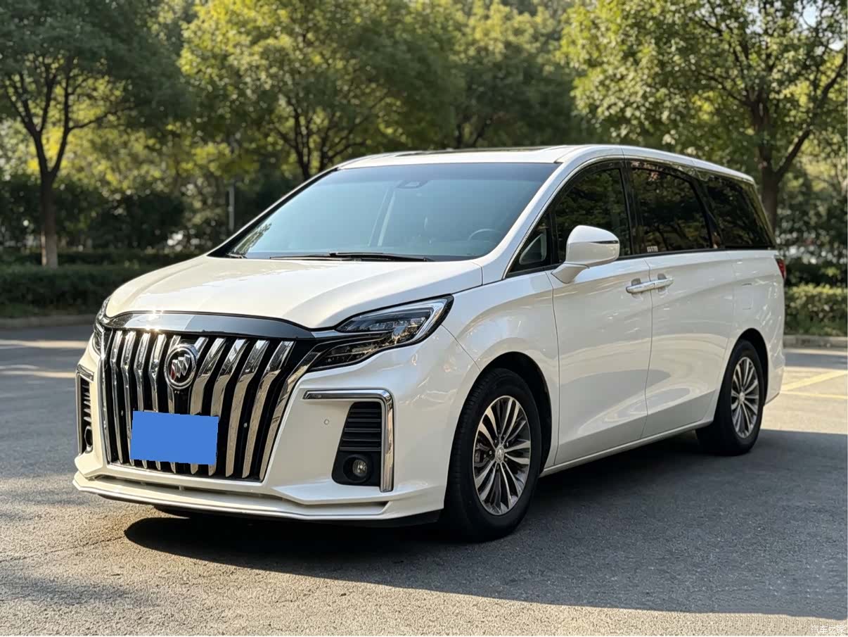 Buick GL8, 2021 1