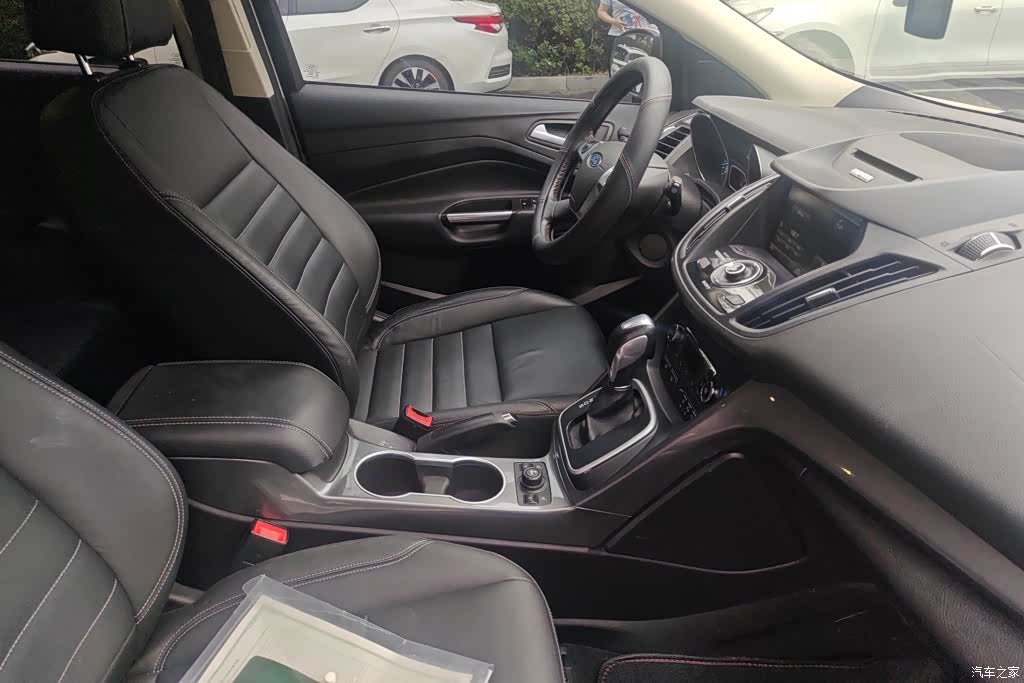 Ford Kuga, 2016 7