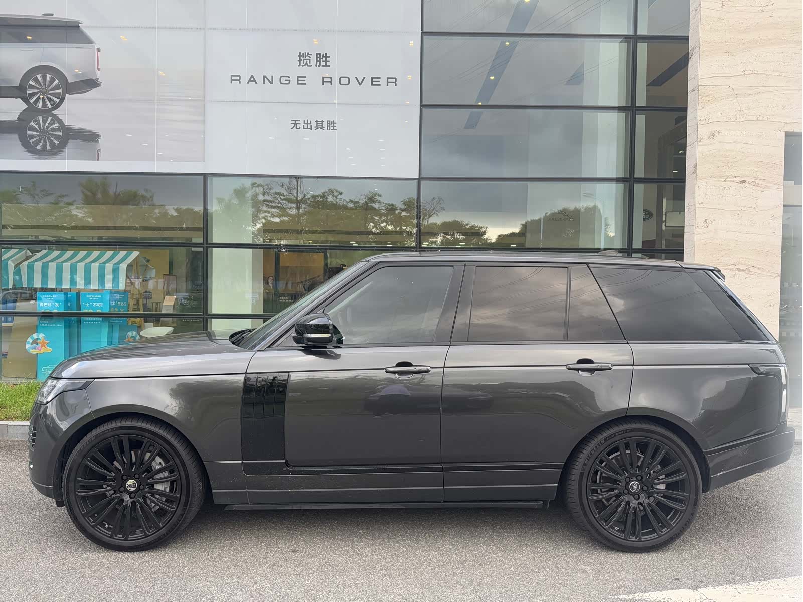Land Rover Range Rover, 2018 все фото