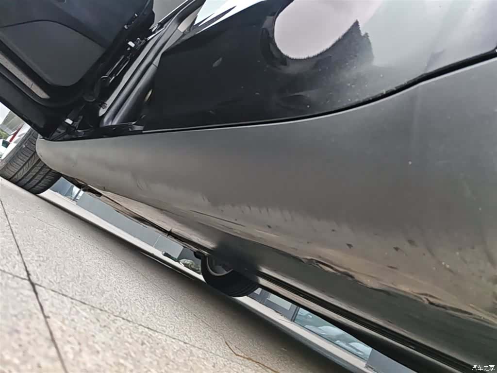 Tesla Model Y, 2023 22