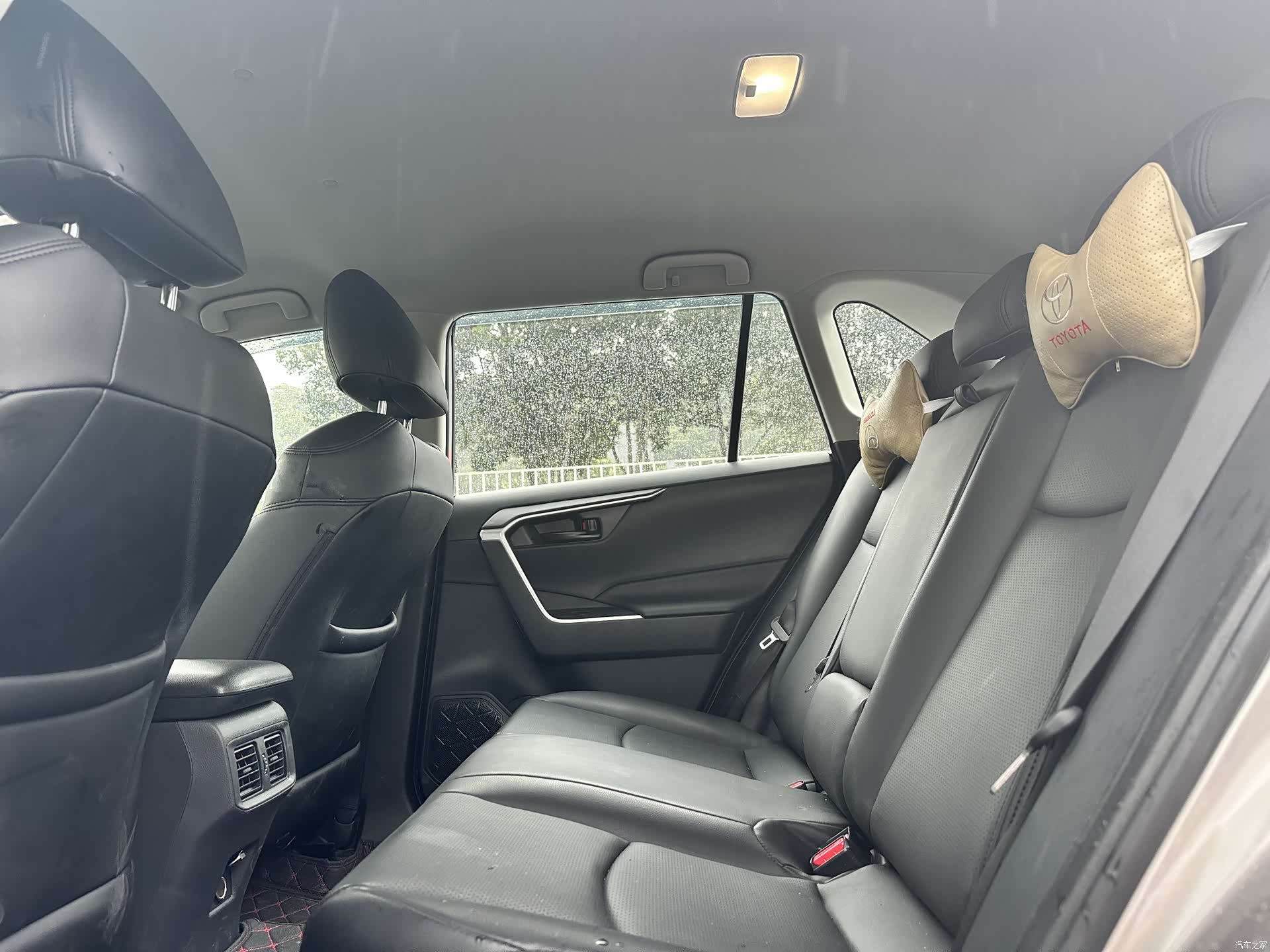 Toyota RAV4, 2024 18