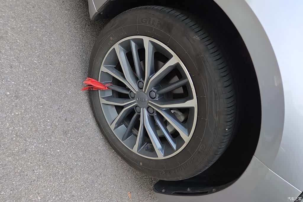 Geely Preface, 2022 6