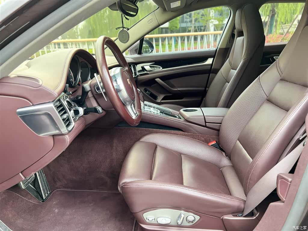 Porsche Panamera, 2015 10