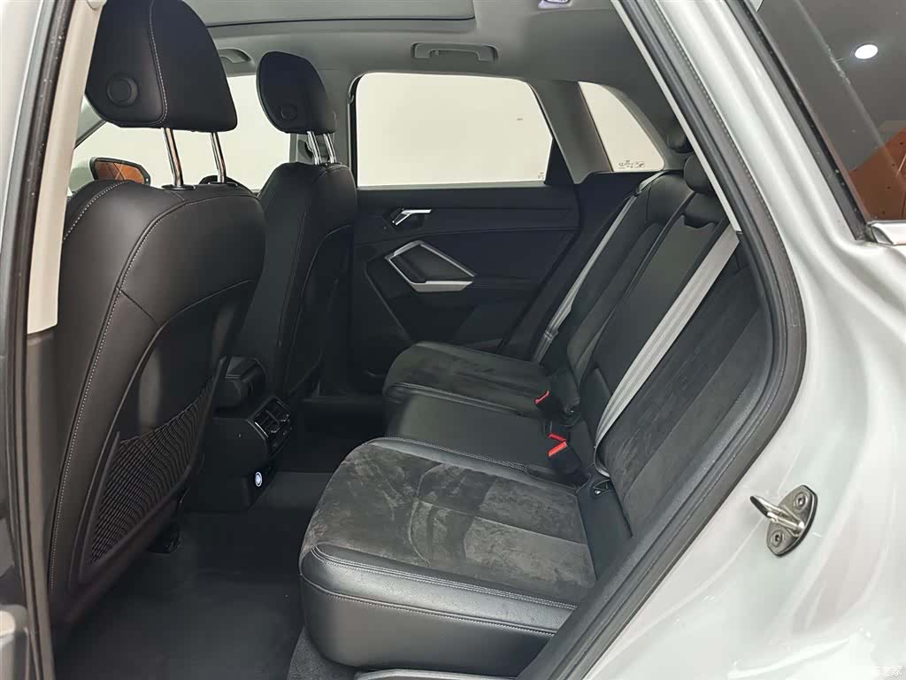 Audi Q3, 2021 12