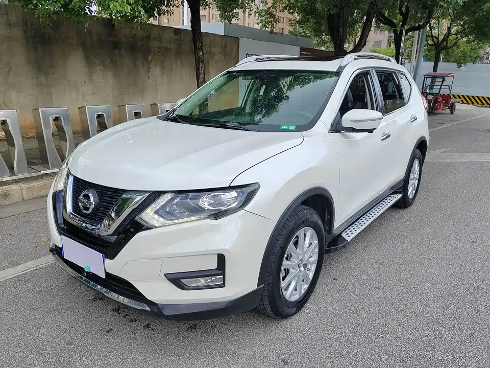 Nissan Qijun