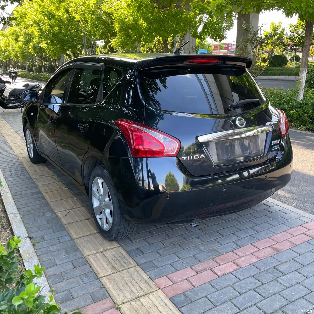 Nissan Tiida, 2012 6
