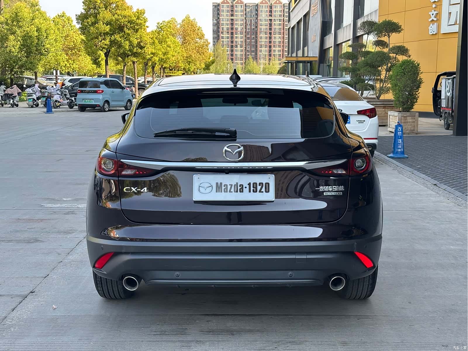 Mazda CX-4, 2020 все фото