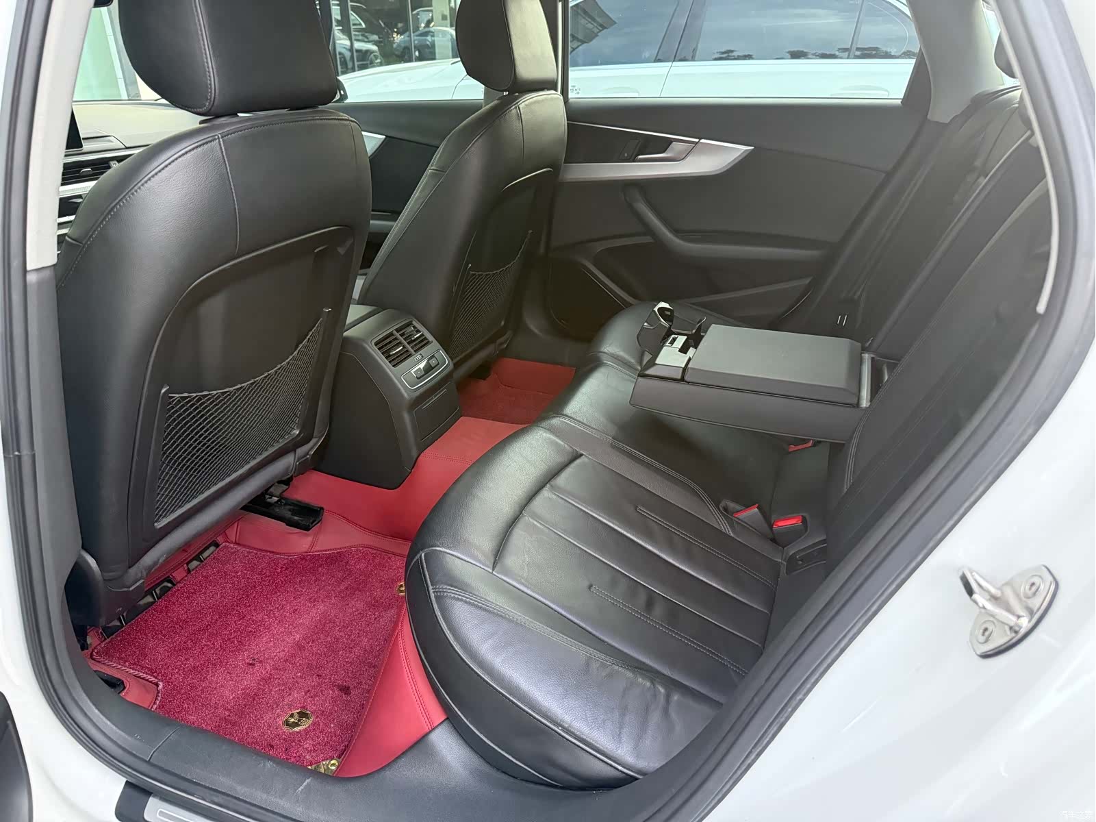 Audi A4L, 2017 6