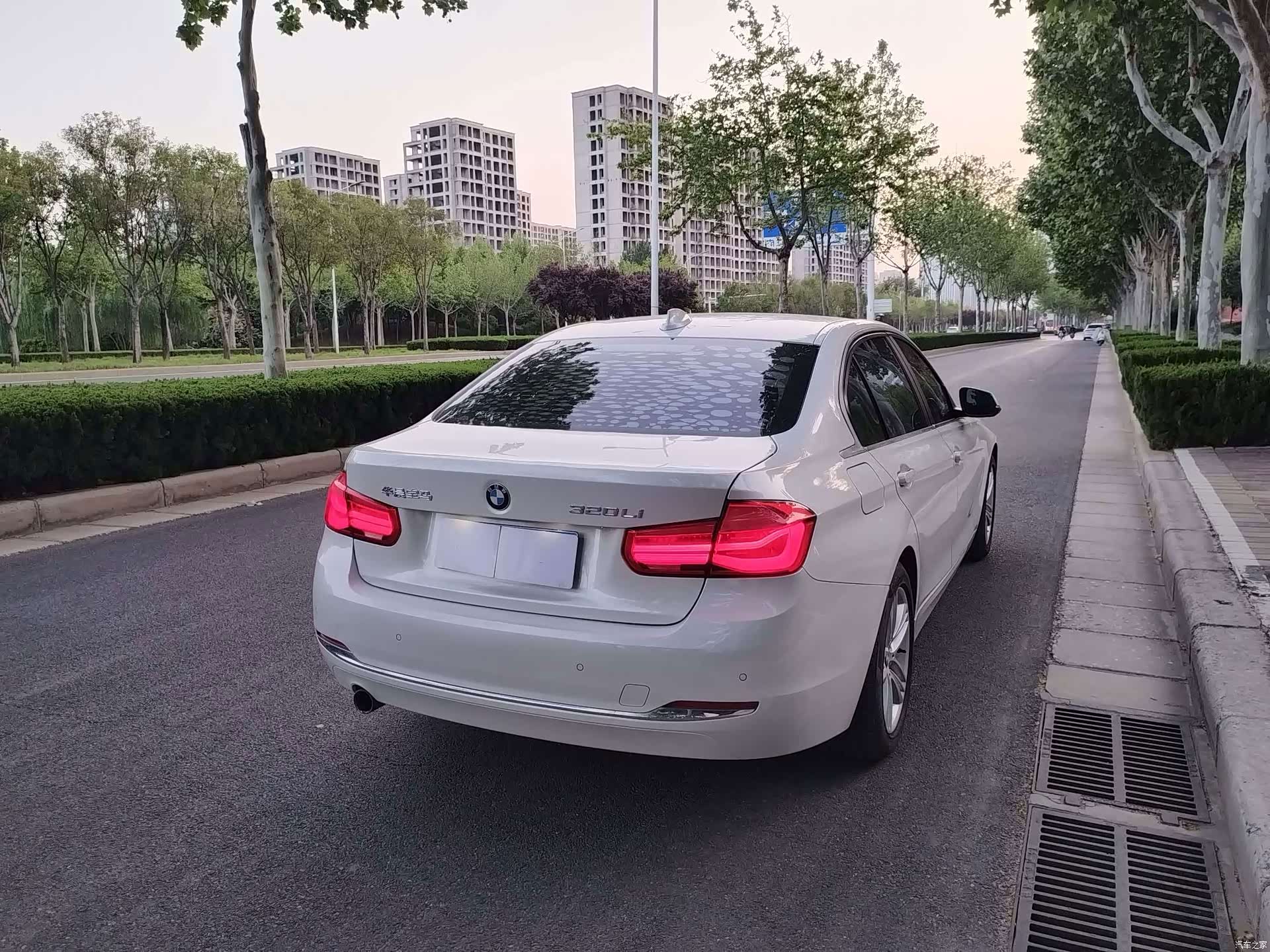 BMW 3 Series, 2016 9