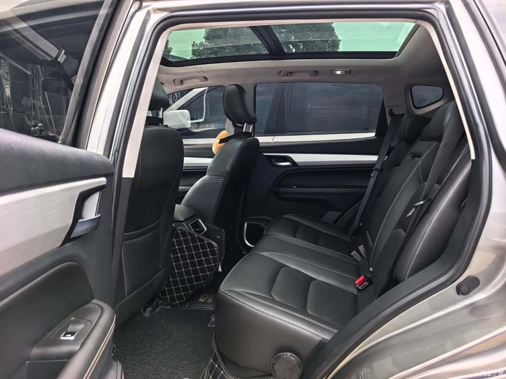 Geely X6, 2020 10