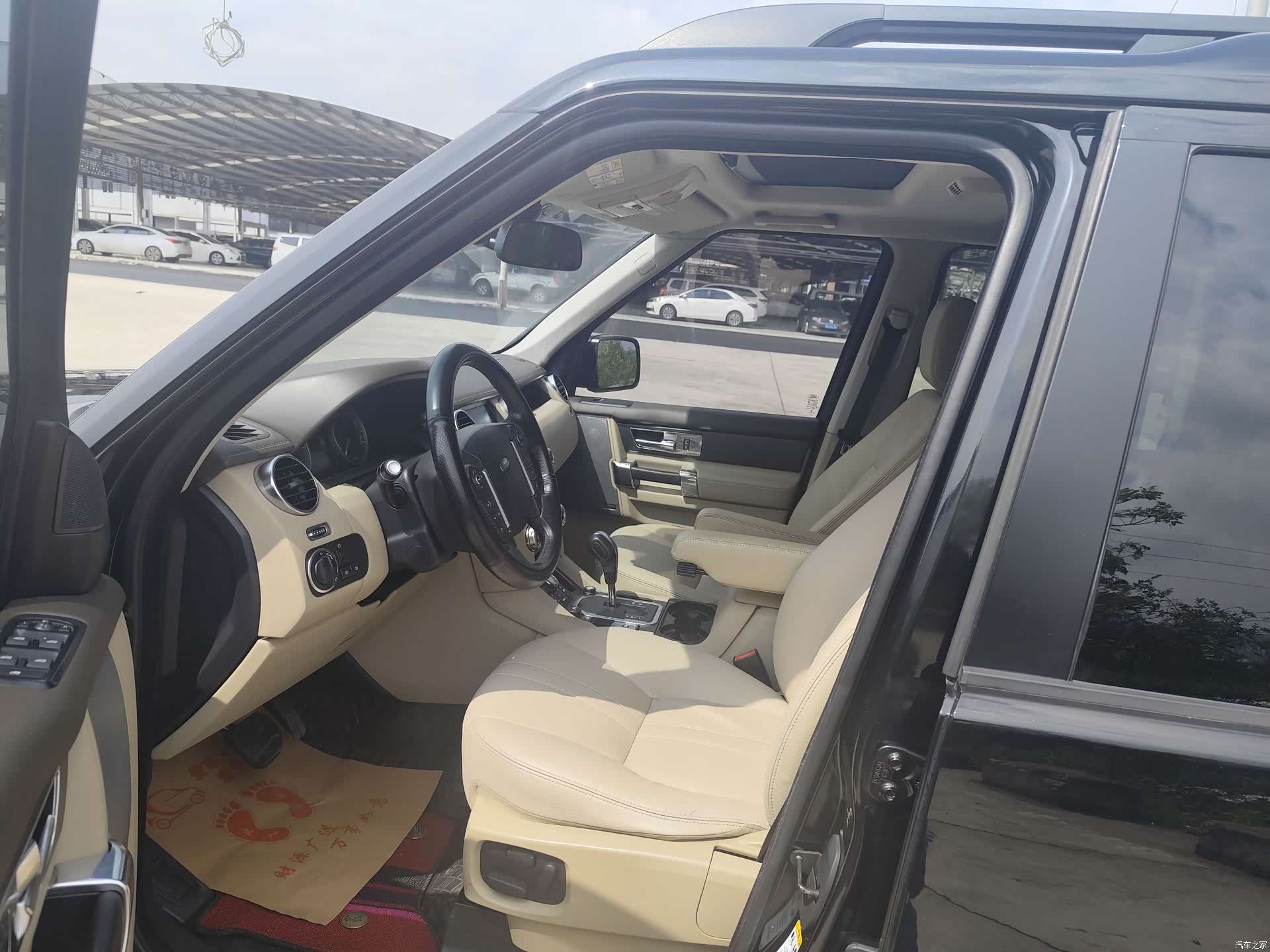 Land Rover Discovery, 2012 4