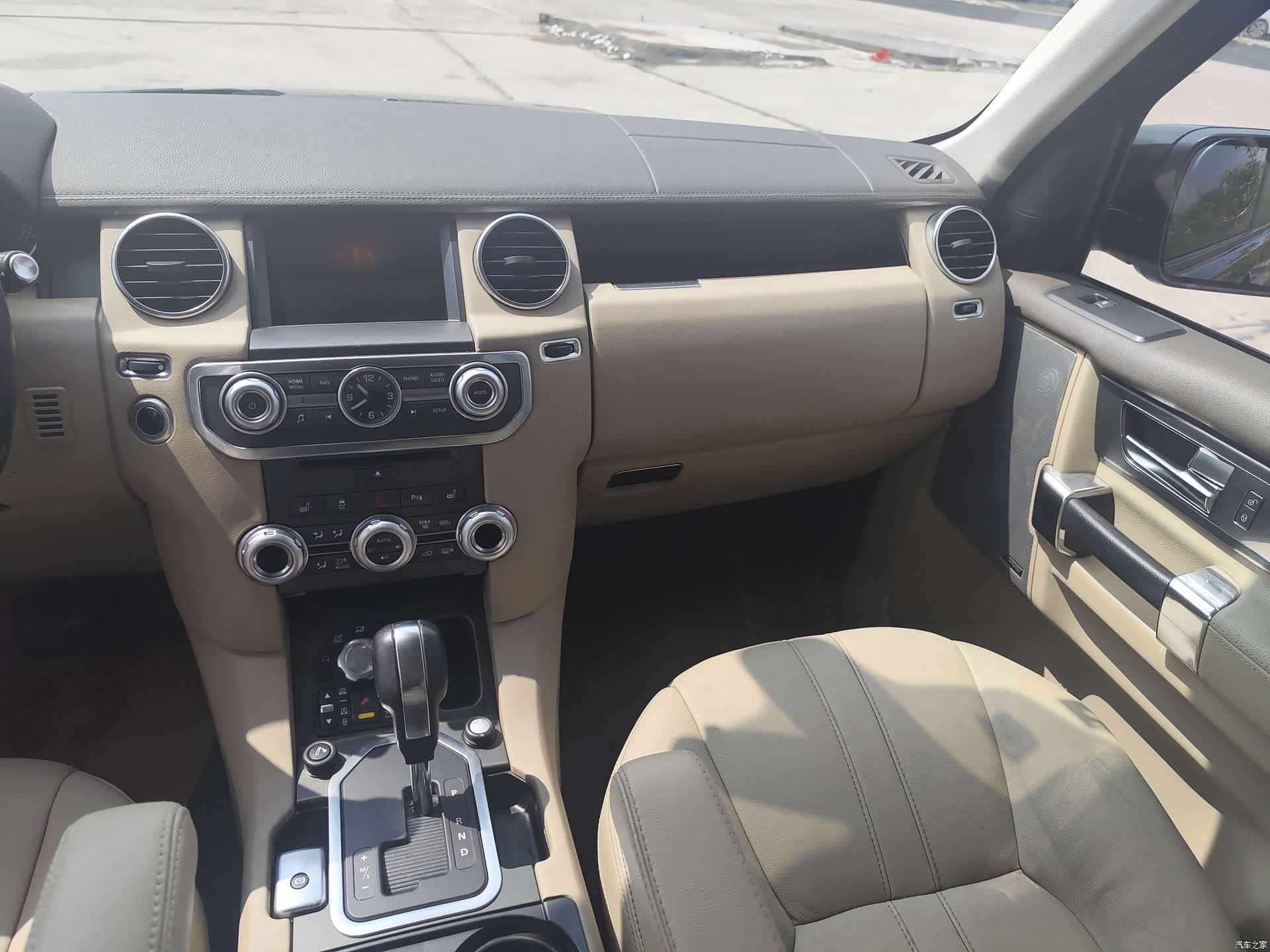 Land Rover Discovery, 2012 8