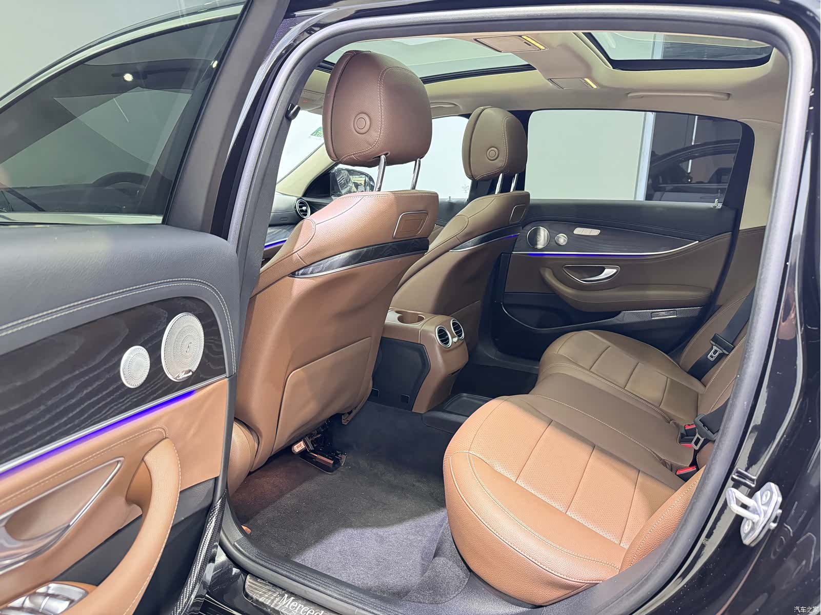 Mercedes-Benz E-Class, 2020 6