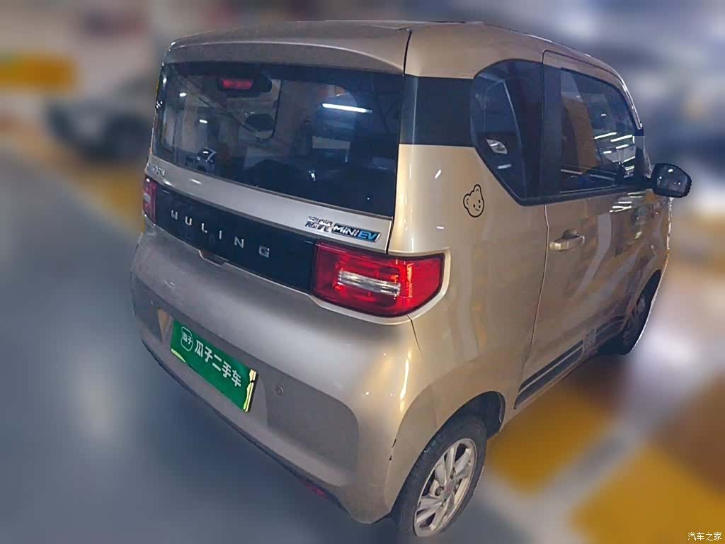 Wuling MINIEV, 2020 все фото
