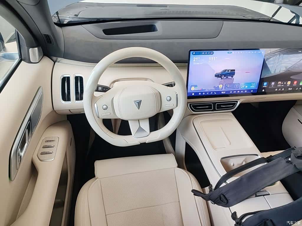 Deepal S09, 2025 11
