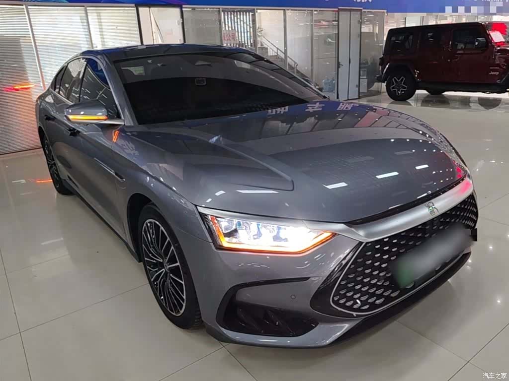 BYD Han, 2023 4