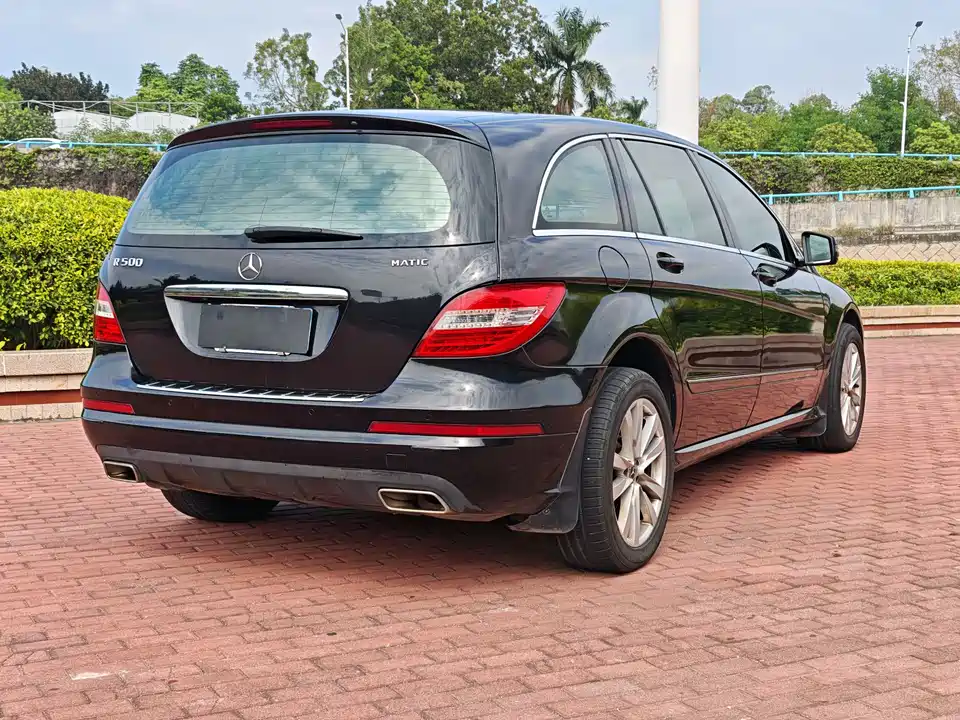 Mercedes-Benz R-class