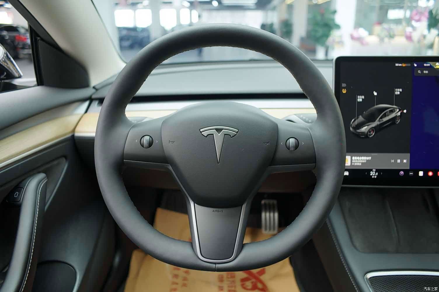 Tesla Model 3, 2022 11