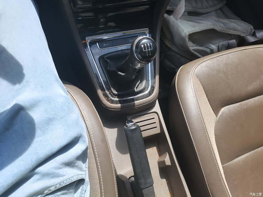Volkswagen Bora, 2015 7