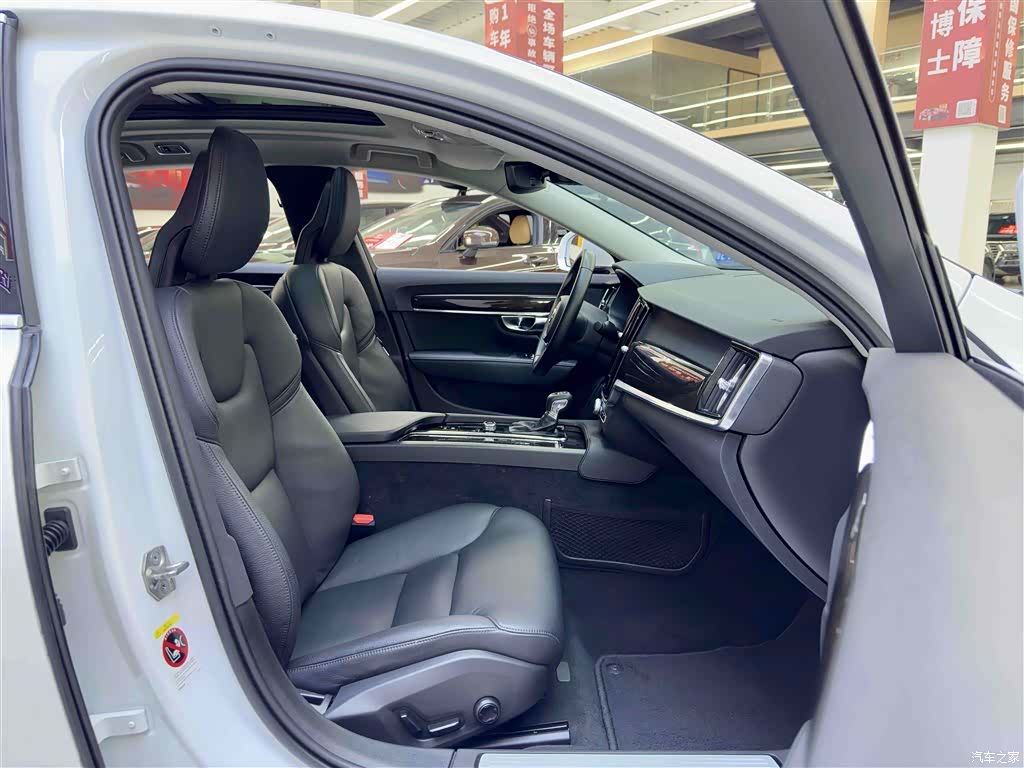 Volvo S90, 2017 все фото