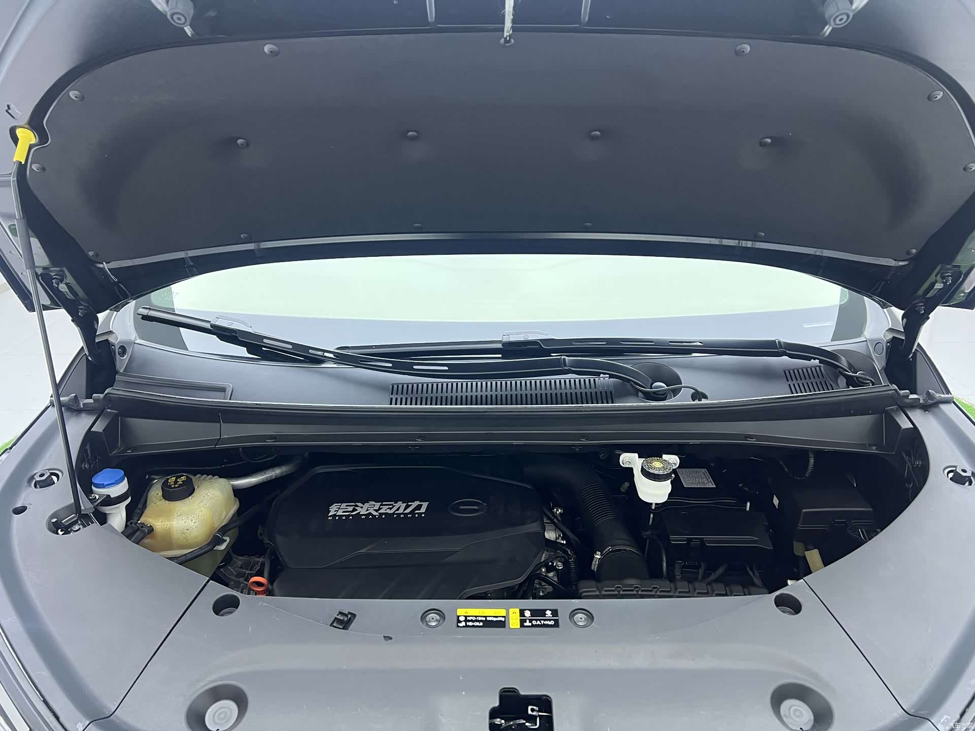 Trumpchi M8, 2024 16