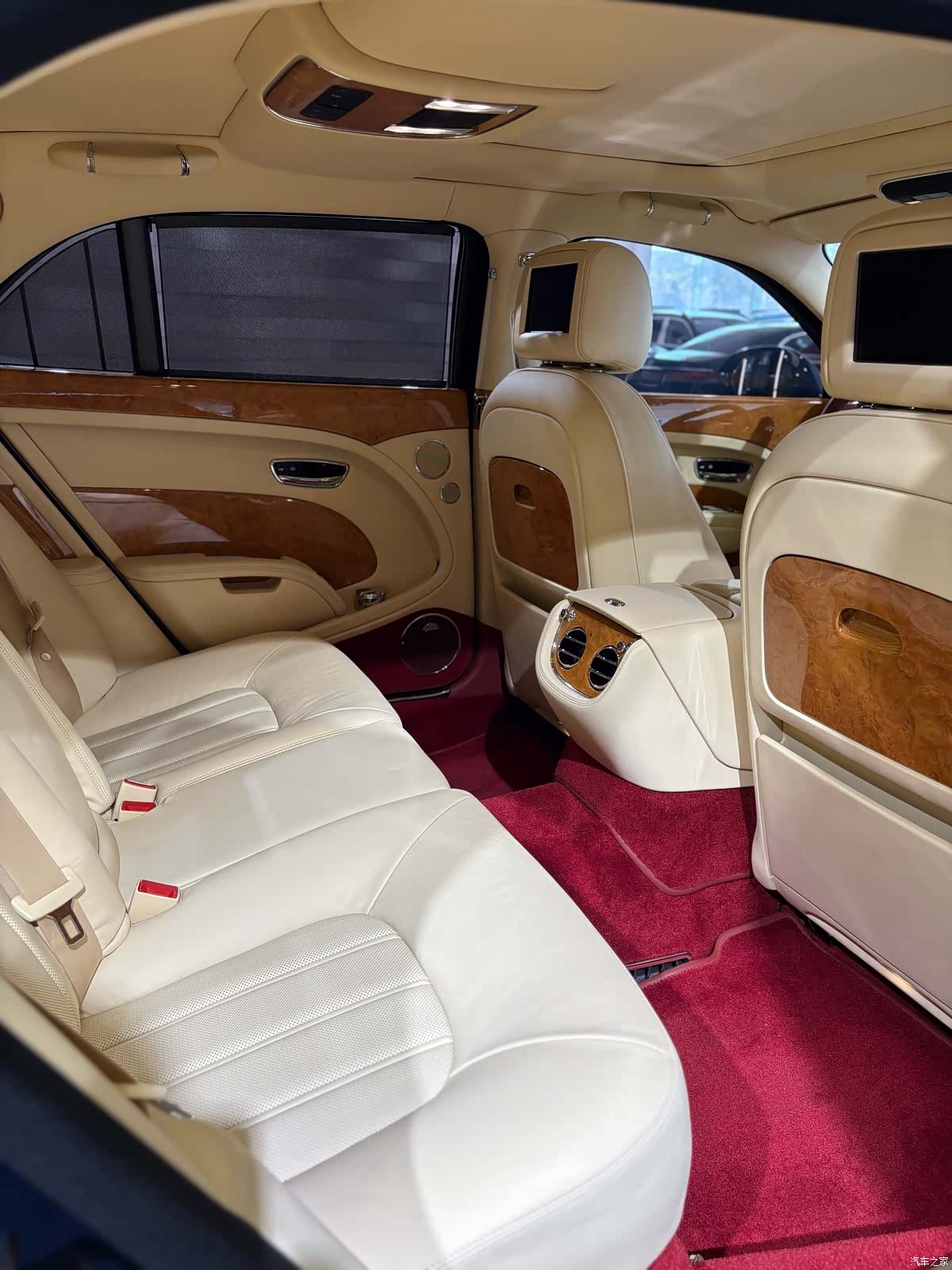 Bentley Mulsanne, 2013 24