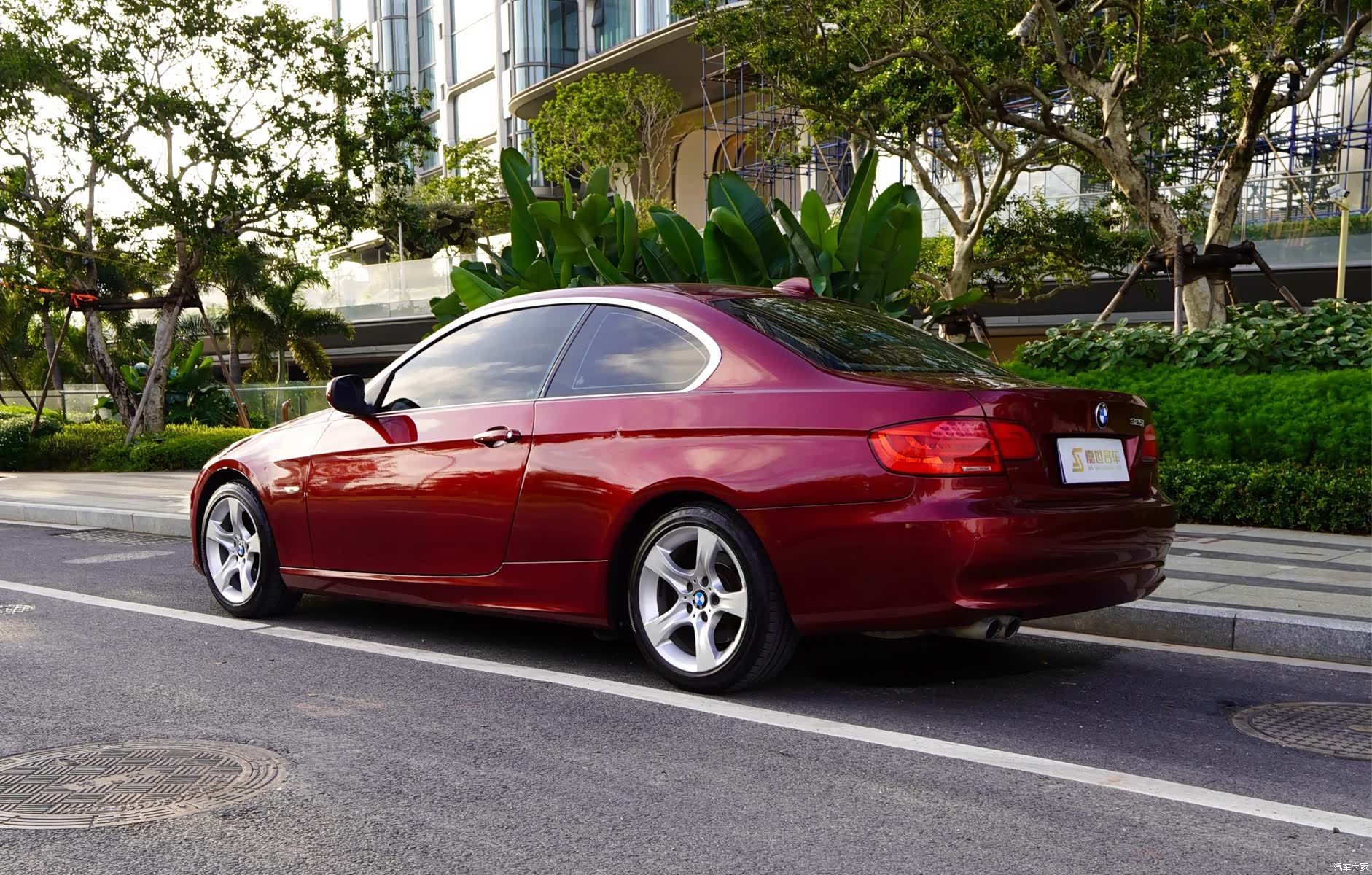 BMW 3 Series, 2010 11