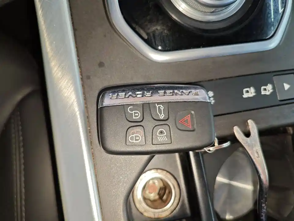 Land Rover Range Rover Aurora