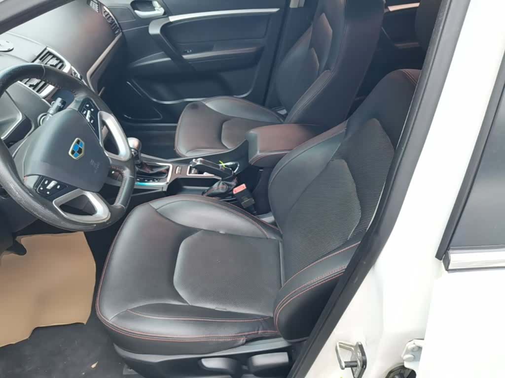 Geely Emgrand, 2015 15