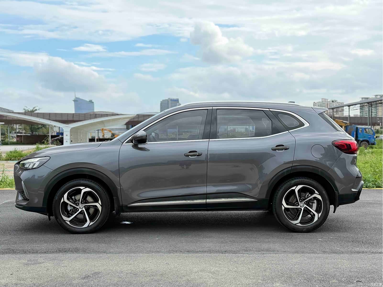 MG 300TGI, 2022 7