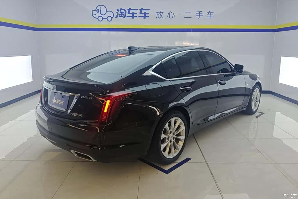 Cadillac CT5, 2023 3