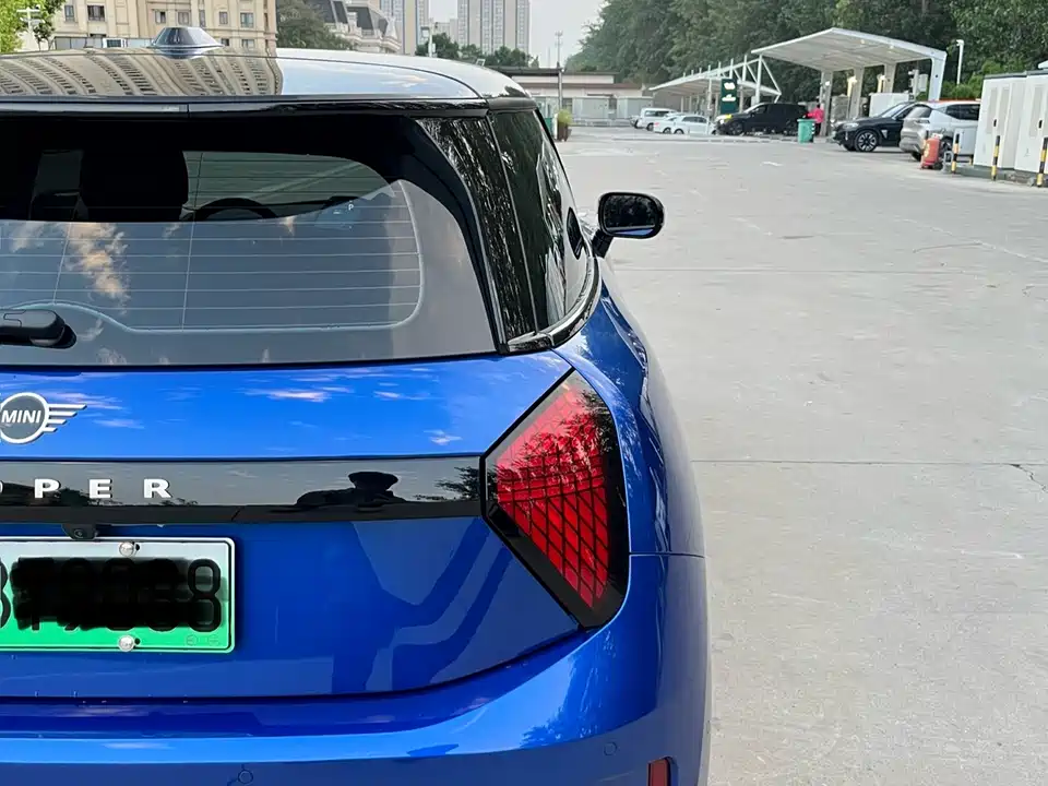 MINI Electric COOPER