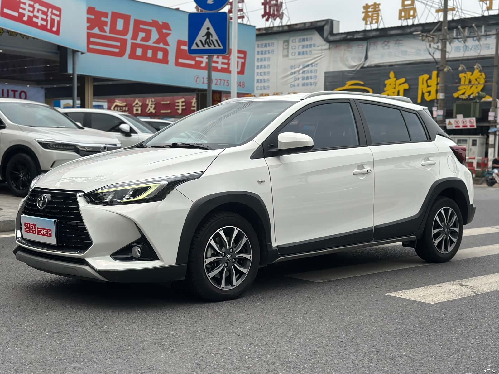 Toyota YARiS L, 2023 1