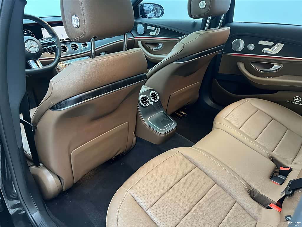 Mercedes-Benz E-Class, 2020 26