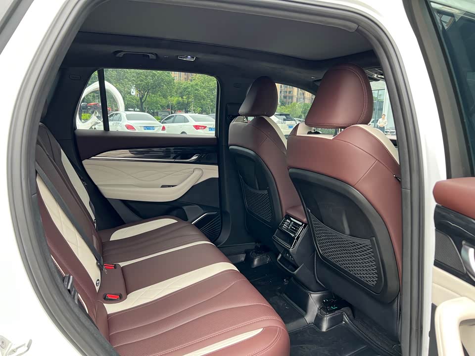 Geely Monjaro