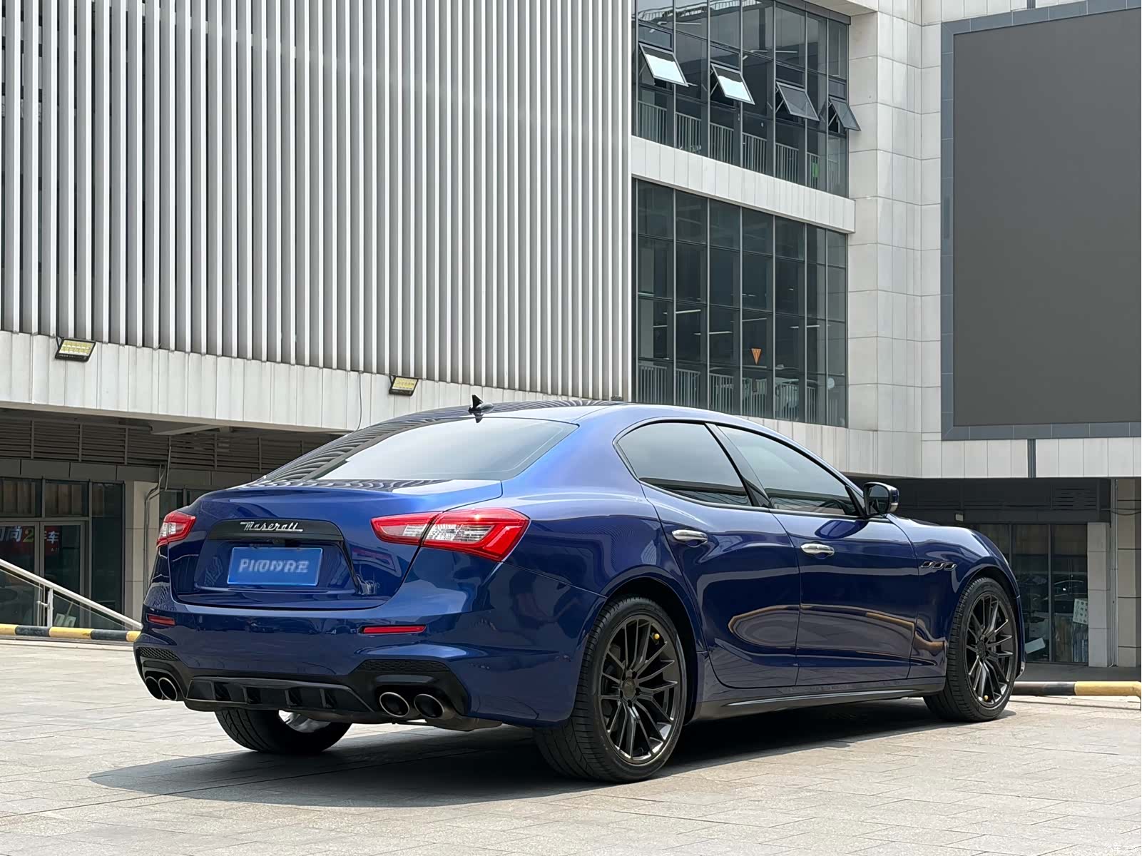 Maserati Ghibli, 2017 8