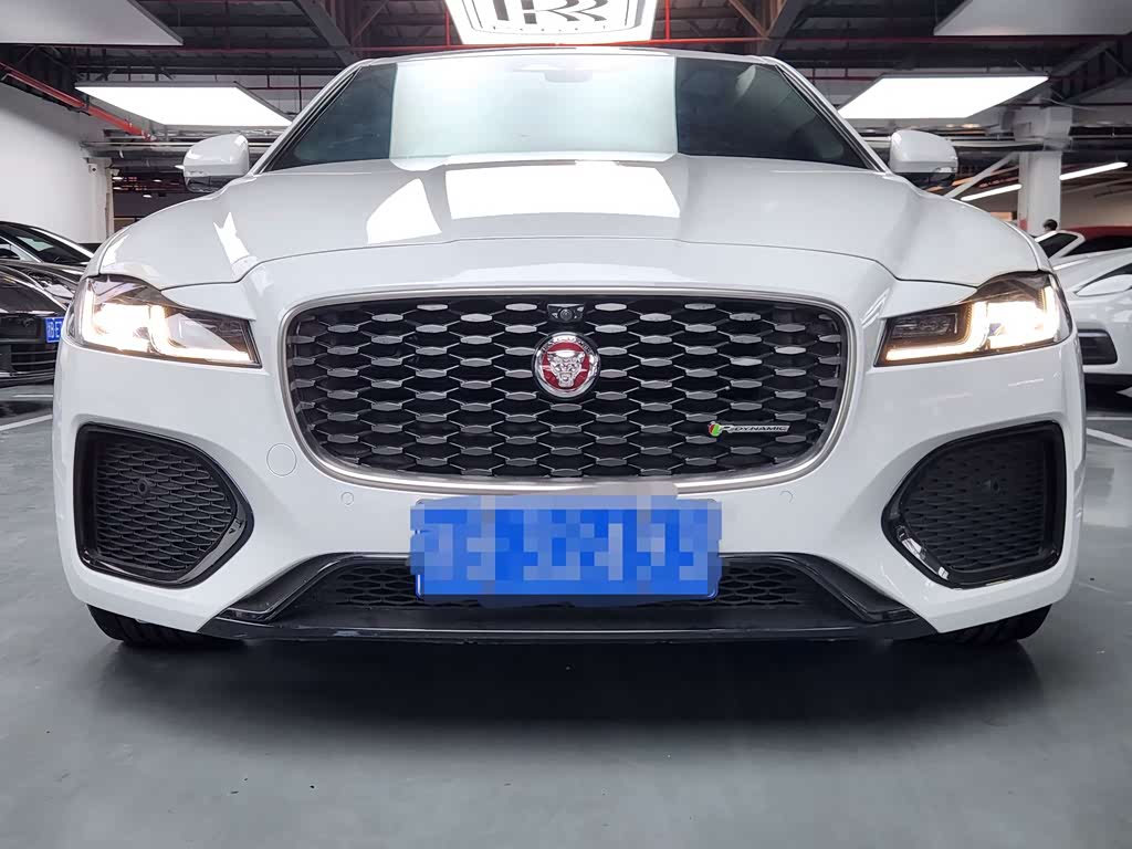 Jaguar XFL
