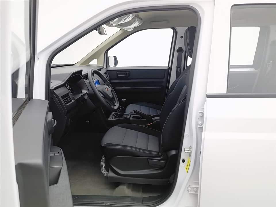 Wuling Wuling Hongguang PLUS