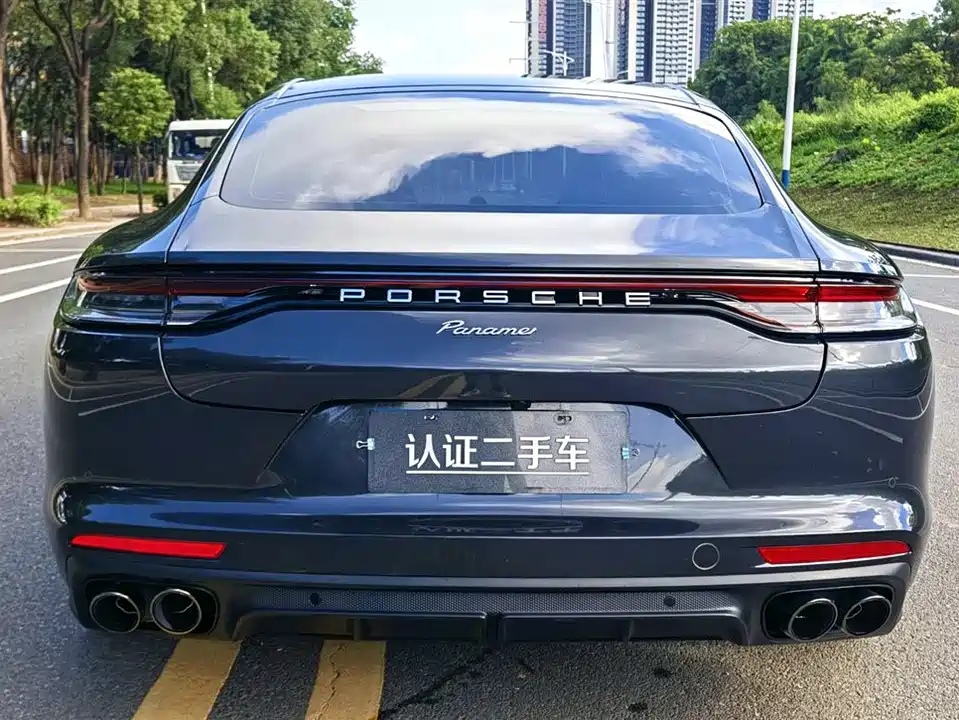 Porsche Panamera