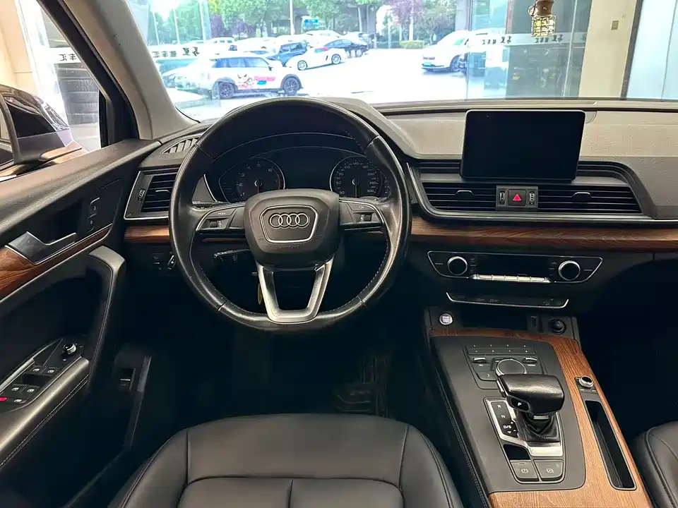 Audi Q5L Audi Q5L