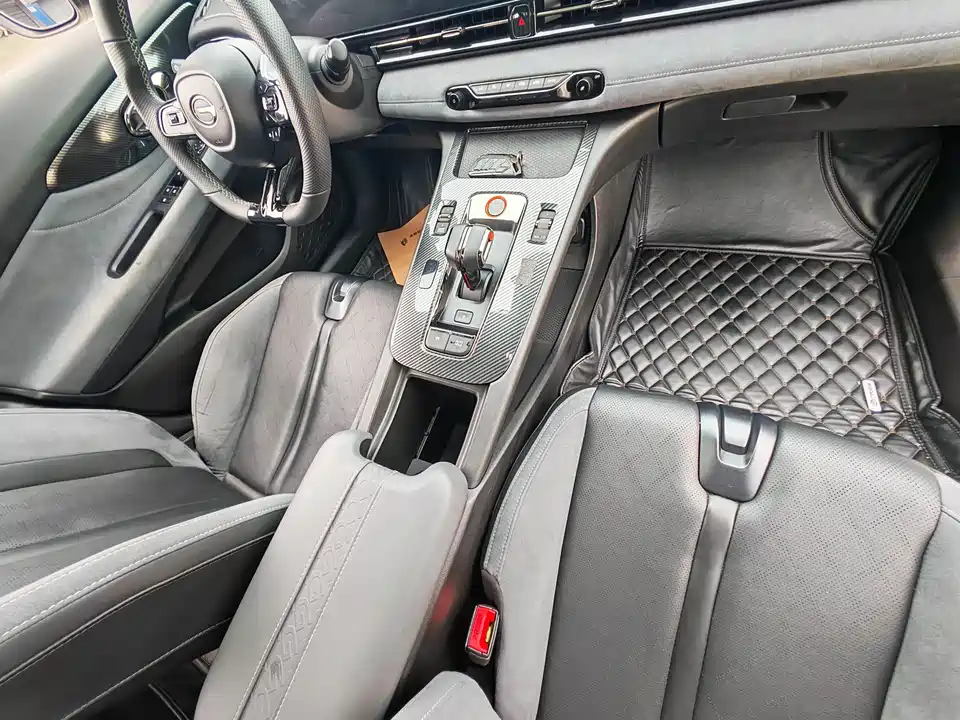 Trumpchi Shadow Leopard