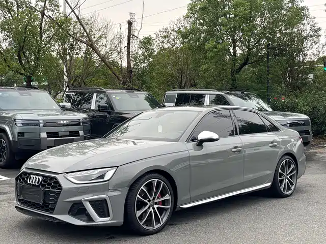 Audi S4 2021 — купить из Китая под заказ