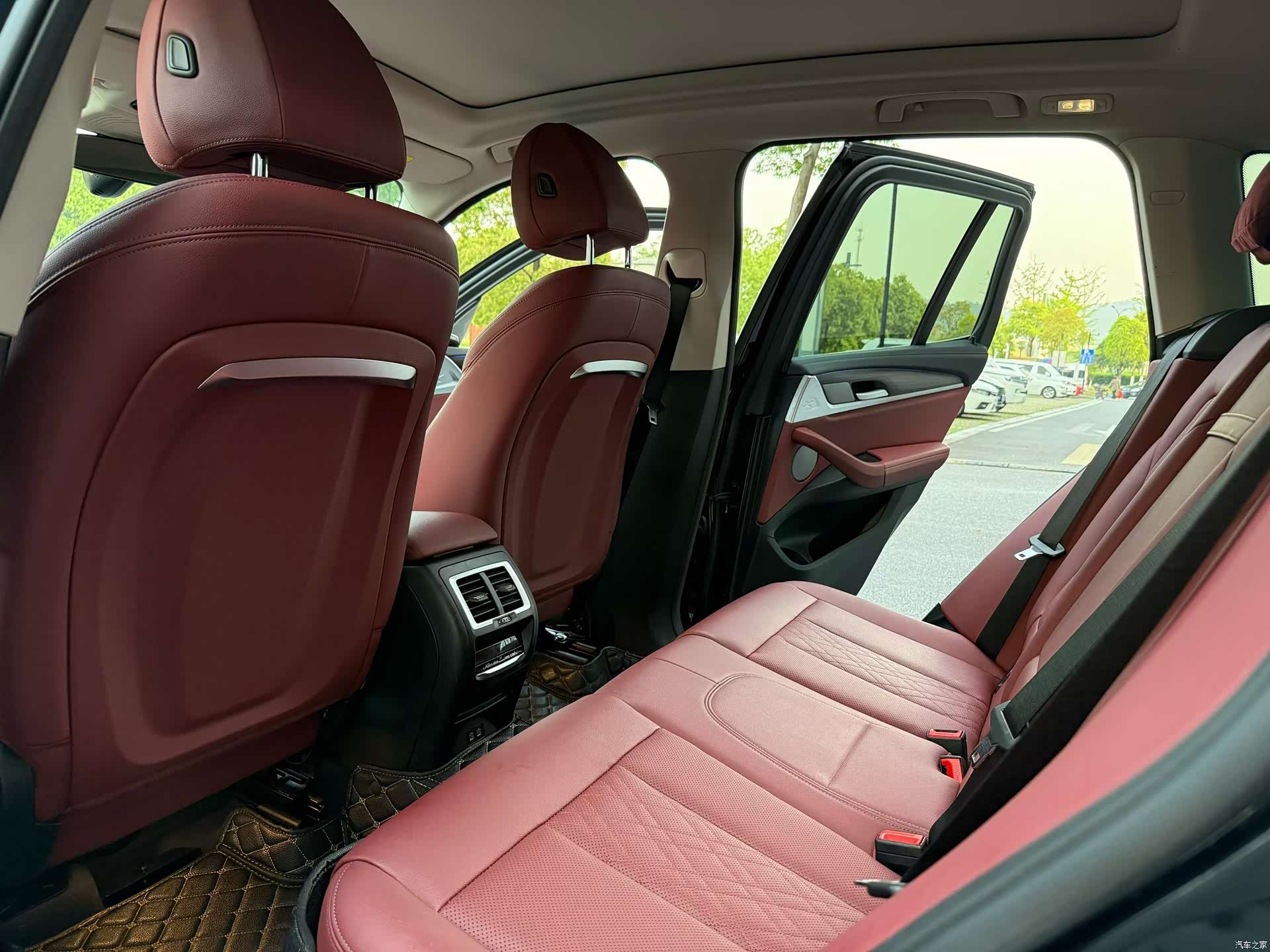 BMW X3, 2021 все фото