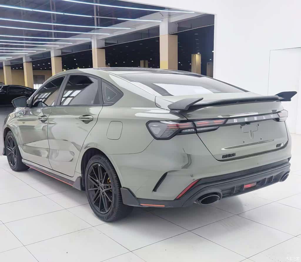 Geely Binray, 2022 9