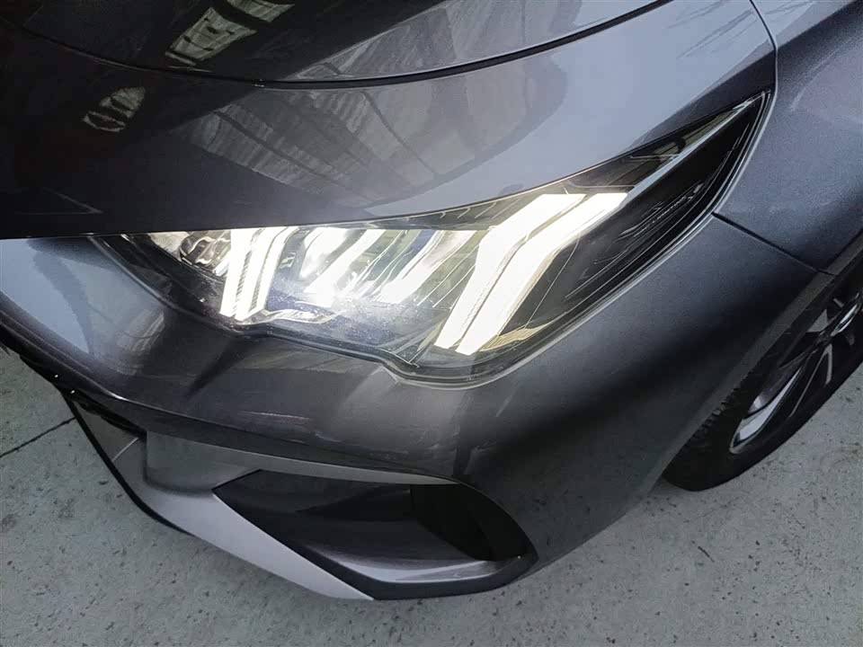 Trumpchi Shadow Leopard