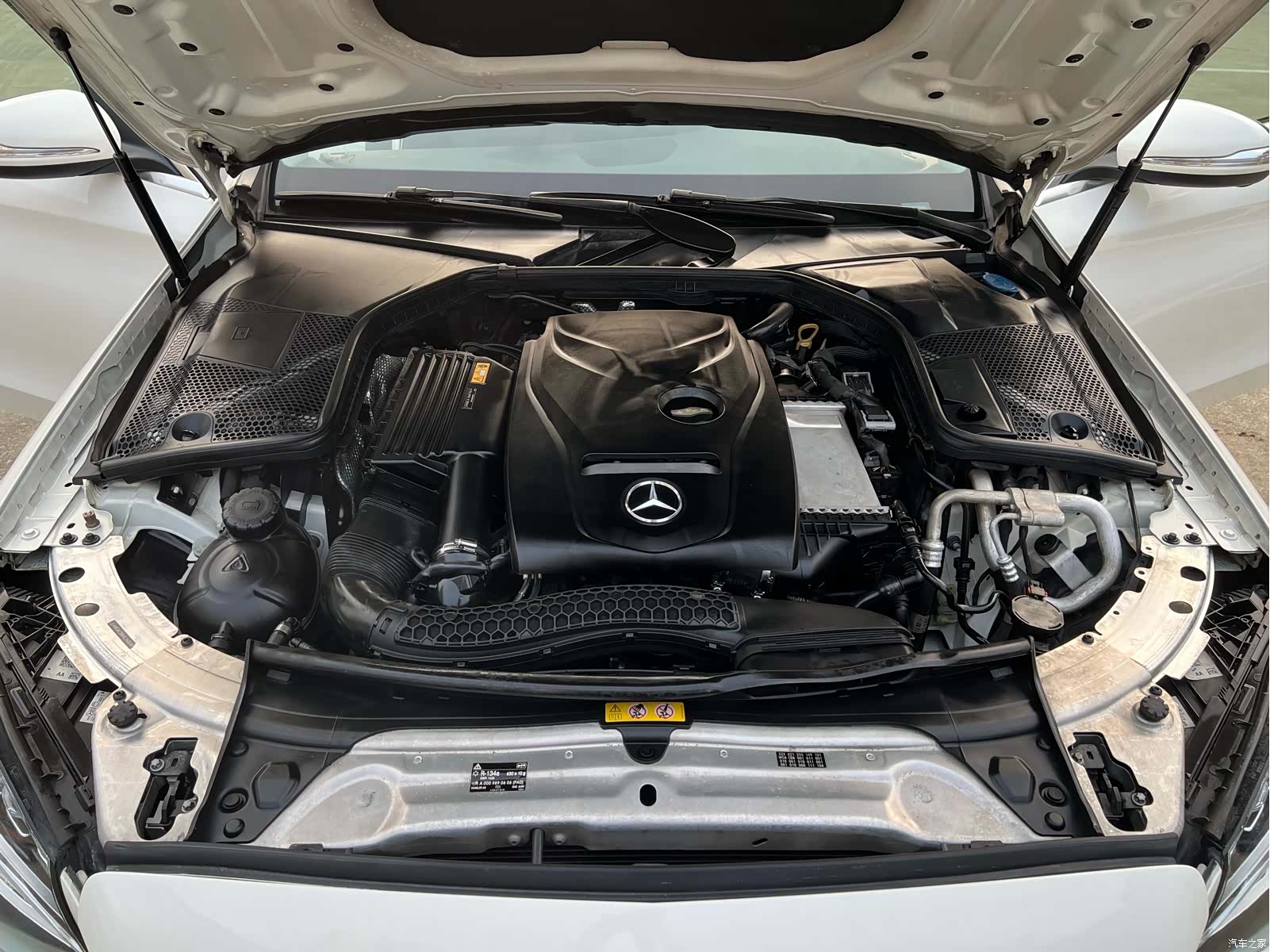 Mercedes-Benz C-Class, 2017 20