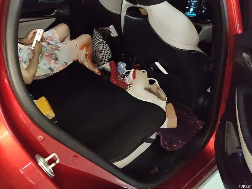 BYD Qin, 2022 15