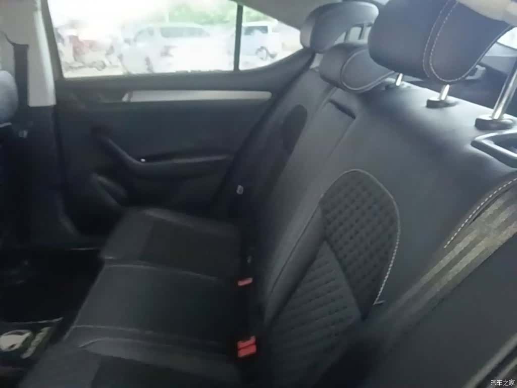 Skoda Superb, 2018 13