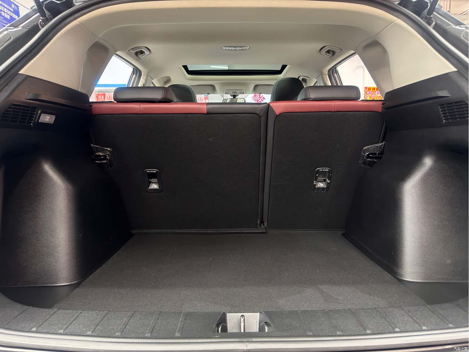 Geely Coolray, 2021 28